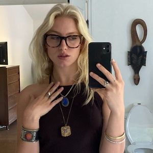 Meet your Posher, Isabellla